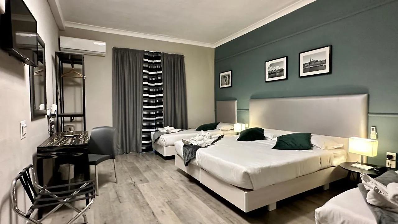 Sliema Marina Hotel 3*,  מלטה