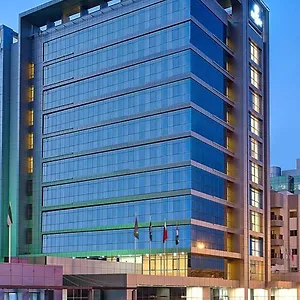 Royal Continental Hotel Dubaj