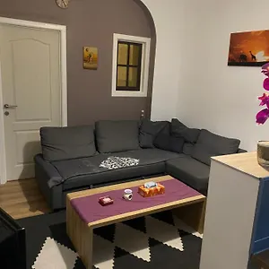 https://superbe-appartement.hotelsghent.com