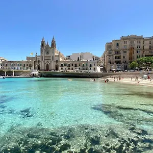 Bay *** St. Julian's