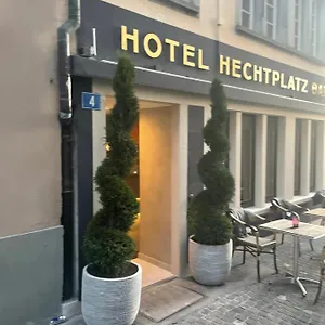 vizitați hotelul