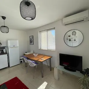 https://simons-apartments.hotelssaintjulians.com