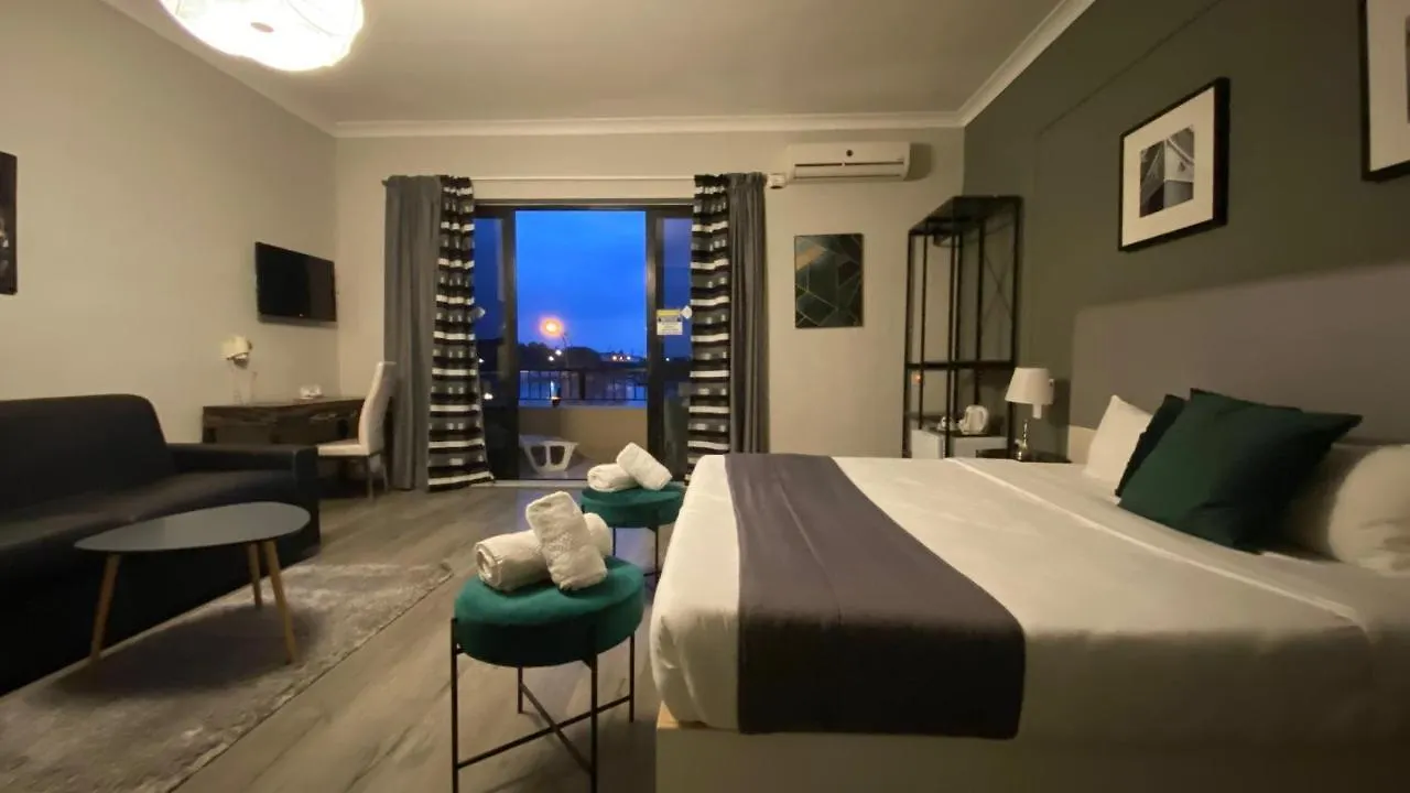 Sliema Marina Hotel 3*,